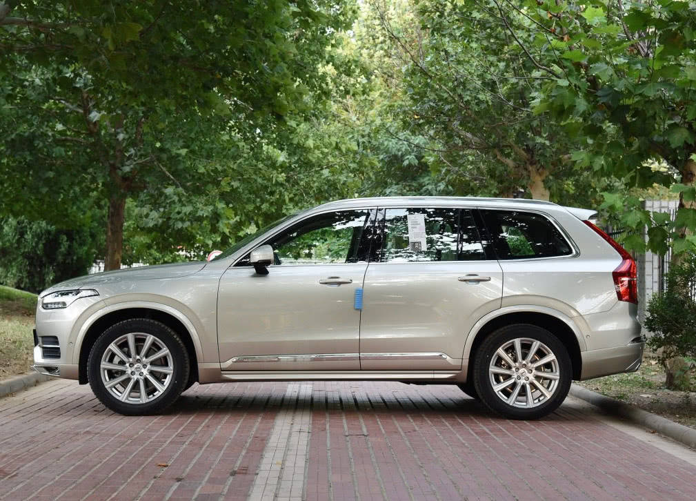 沃尔沃xc90最新消息,沃尔沃XC90全新资讯速递。